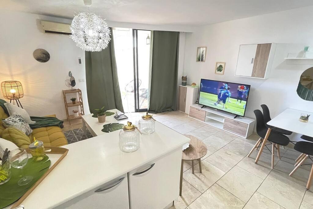 Ocean Deluxe Palm-Mar Apartment Bagian luar foto